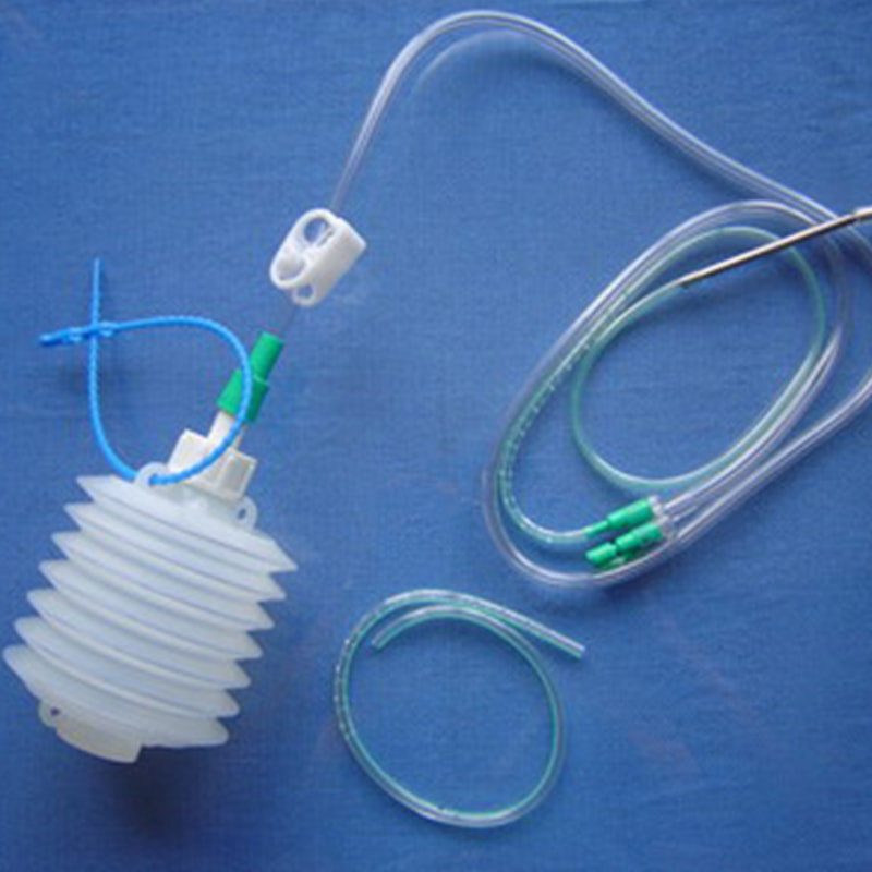 Suljettu haavan tyhjennyssäiliö (ontto tyyppi)